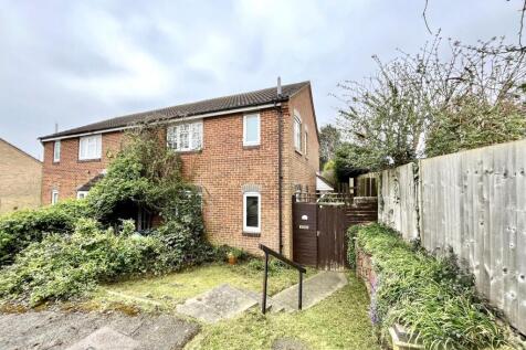 1 bedroom end of terrace house for sale