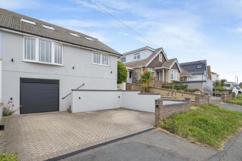 Rodmell Avenue, Saltdean, BN2 5 bed detached house for sale