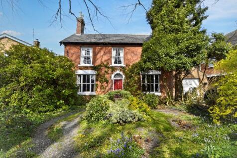 Station Road, Wolverhampton WV7 3 bed detached house for sale