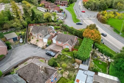 Far Vallens, Telford TF1 3 bed bungalow for sale