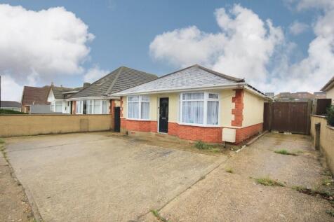 4 bedroom detached bungalow for sale