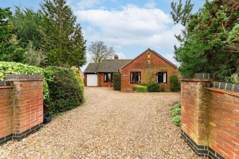 Church Lane, Norwich NR16 3 bed detached bungalow for sale