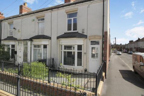 Ernests Avenue, Holland Street, Hull HU9 2 bed end of terrace house for sale