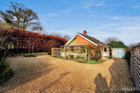 St. Martins Close, Cromer NR27 2 bed detached bungalow for sale