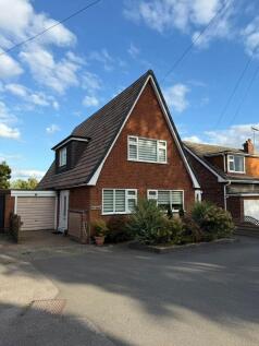 2 bedroom detached house for sale