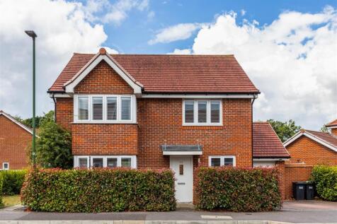 Iden Hurst, Hurstpierpoint BN6 4 bed detached house for sale