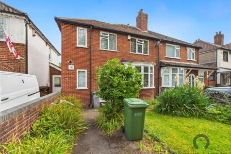 3 bedroom semi-detached house for sale