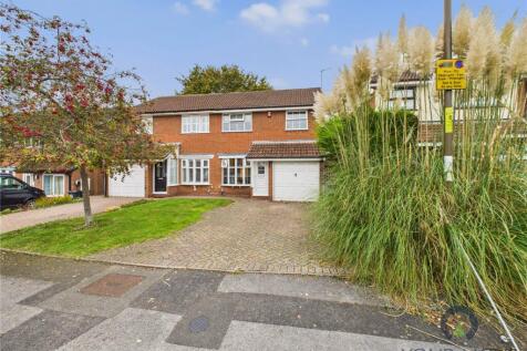 Bach Mill Drive, West Midlands B28 3 bed semi