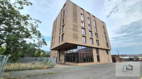 Studio flat for sale