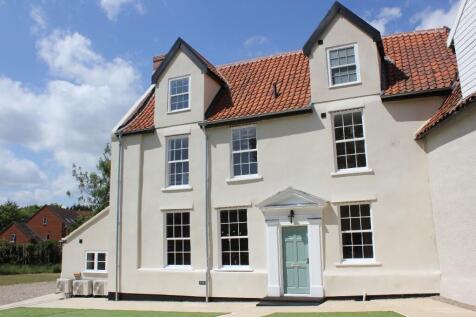 4 bedroom semi-detached house for sale