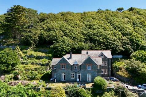 Allt Fawr, Llanaber, Barmouth, LL42 1YP 5 bed detached house for sale