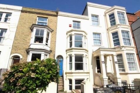 5 bedroom terraced house for sale