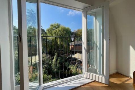 Flat 2, 37 East Street, Wimborne... 2 bed apartment for sale