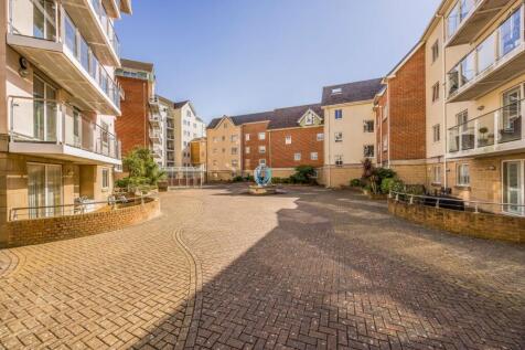 Flat 14 Honeycombe Beach, Honeycombe... 2 bed flat for sale