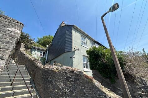 39 Church Street, Brixham, Devon, TQ5... 2 bed semi