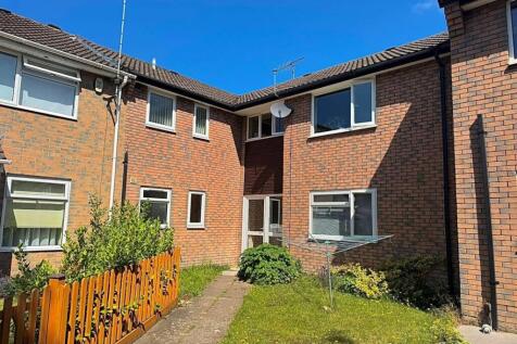 25 Henbury Close, Poole, Dorset, BH17... 1 bed flat for sale