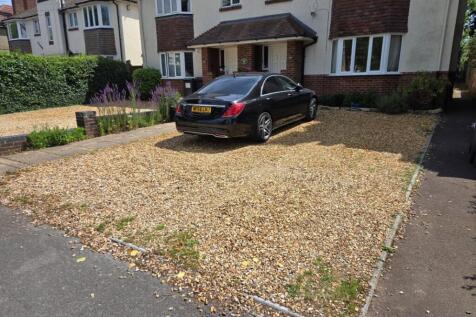 Parking space, 30 Robert Louis... Land for sale