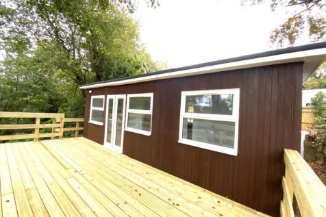 16 High Beech Chalet Park, Battle... 2 bed chalet for sale