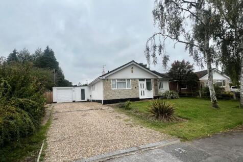 11 Compton Beeches, St. Ives... 3 bed apartment for sale