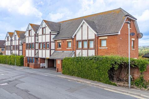 9 Wakehurst Court, Amherst Road... 2 bed flat for sale