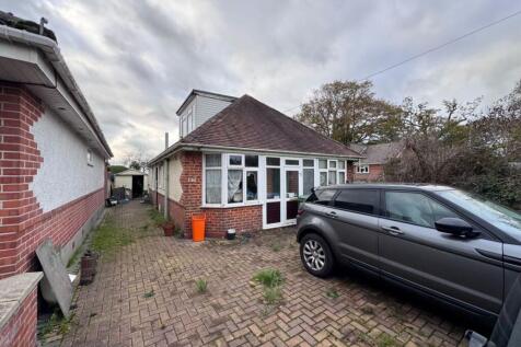 3 bedroom bungalow for sale