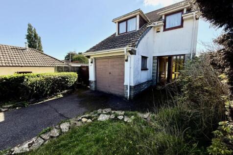 1678 Wimborne Road, Bournemouth... 3 bed detached house for sale