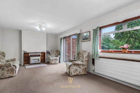 Middlefield Lane, Hinckley, LE10 3 bed semi