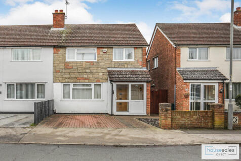 3 bedroom semi-detached house for sale
