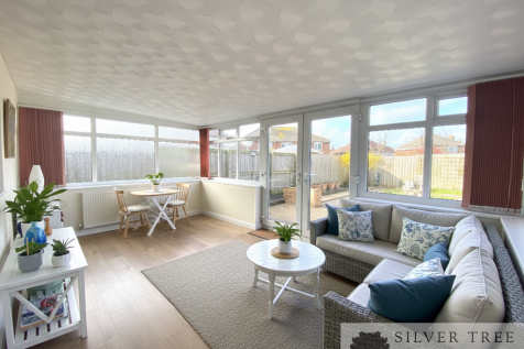 2 bedroom bungalow for sale