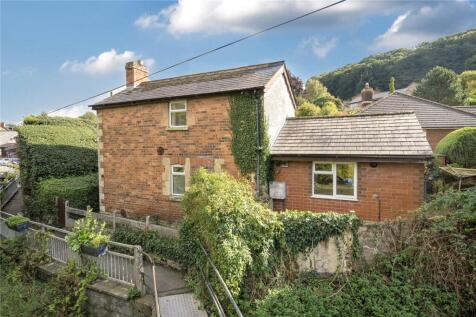 2 bedroom detached house for sale