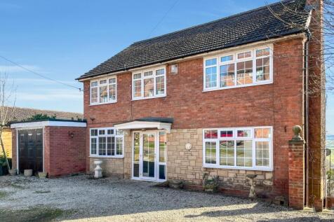 SCHOOL HILL, NAPTON, WARWICKSHIRE, CV47 4 bed detached house for sale