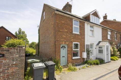 2 bedroom end of terrace house for sale