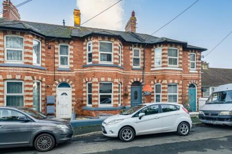 4 bedroom terraced house for sale
