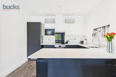 Wycombe Road,Saunderton,High... 1 bed apartment for sale