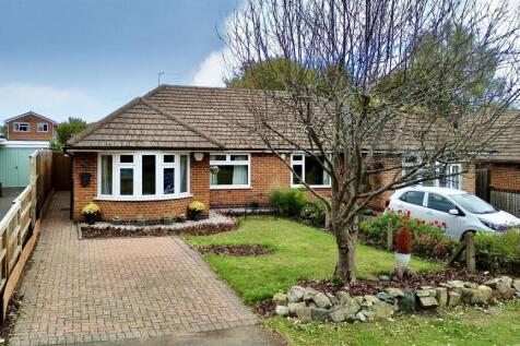 3 bedroom semi-detached bungalow for sale