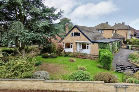 3 bedroom detached bungalow for sale