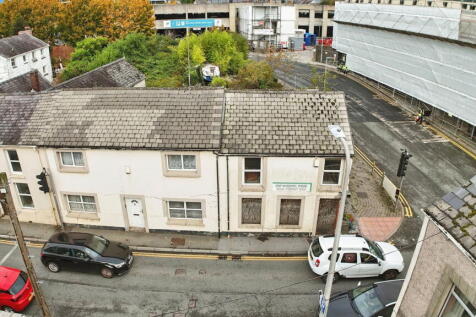 St. Catherine Street, Carmarthen SA31 5 bed end of terrace house for sale