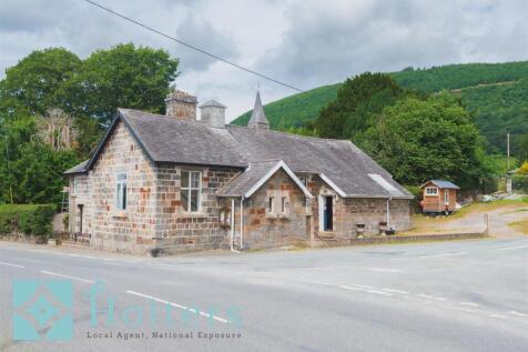 Caersws SY17 4 bed detached house for sale