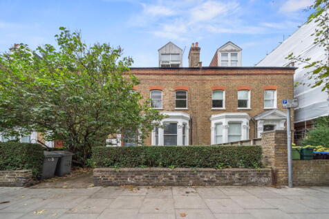 Brondesbury Road, NW6 2 bed flat for sale
