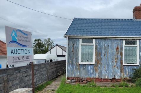 1 bedroom semi-detached bungalow for sale