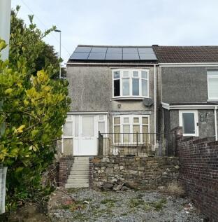 71 Clyndu Street, Morriston, Swansea... 3 bed semi