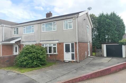 20 Llys Aneirin, Gorseinon, Swansea... 3 bed semi