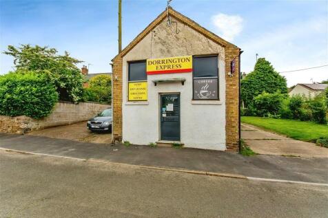 Detached house for sale