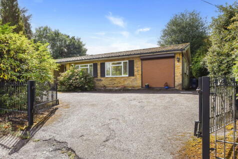 3 bedroom detached bungalow for sale