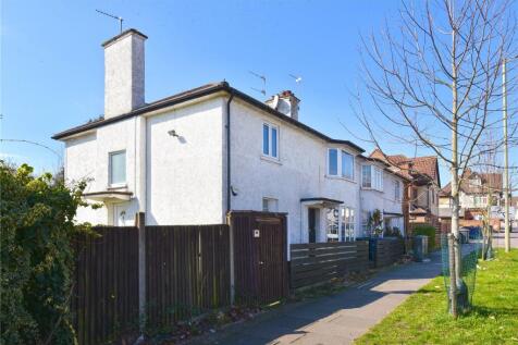 Hale Lane, London NW7 2 bed maisonette for sale