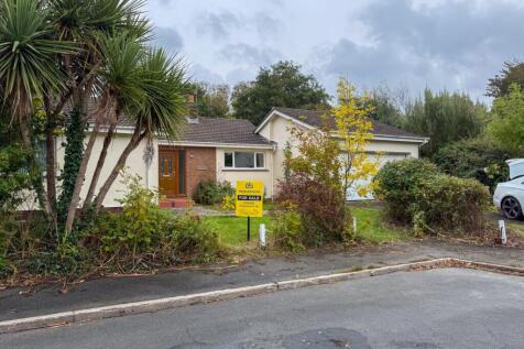 3 bedroom bungalow for sale