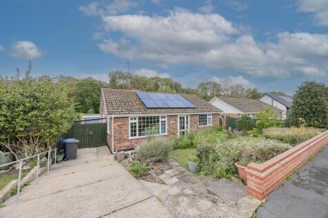 4 bedroom detached bungalow for sale