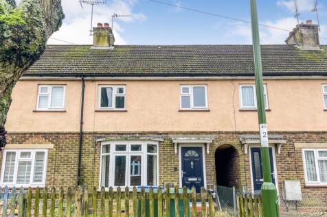 43 Innes Road, Horsham, West Sussex... 4 bed terraced house for sale