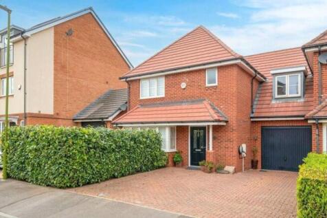 Bateson Drive, Leavesden, WD25 4 bed semi