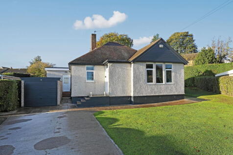 4 bedroom detached bungalow for sale